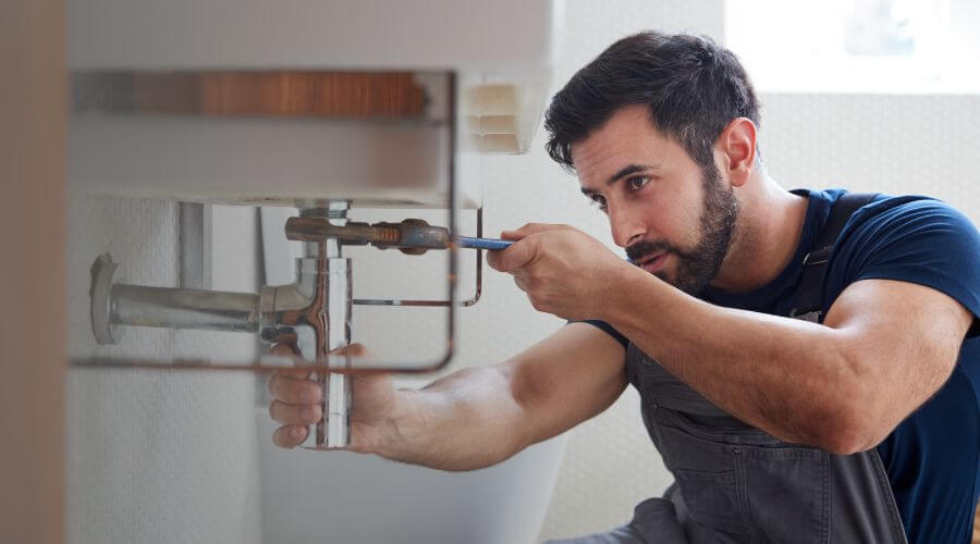 Garbage disposal repair in Audubon, IA